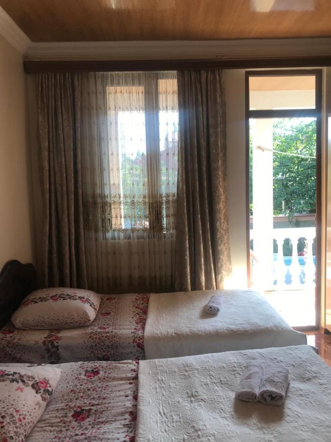 Linda Guest House 巴统 外观 照片